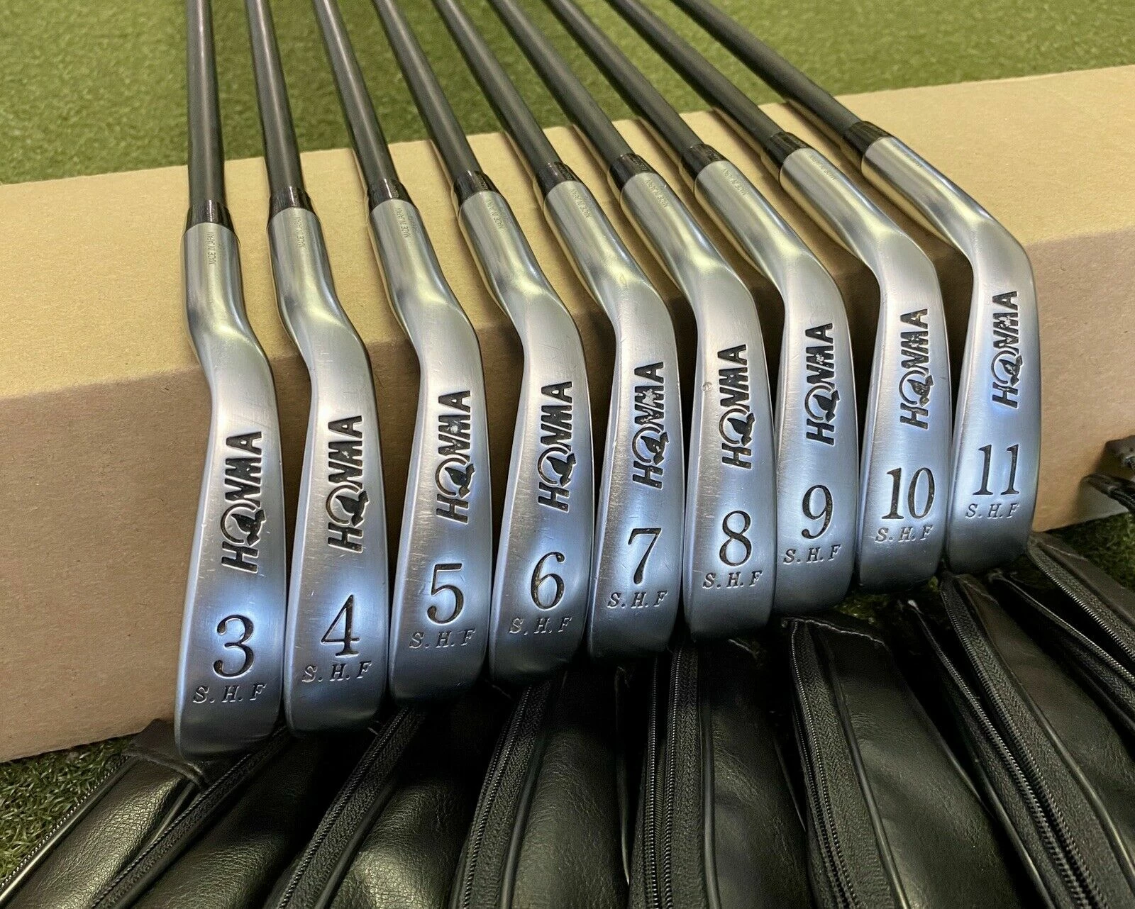 Used RH Honma LB-280 KB Model 24K 4 Star 3-11 R-1 Regular Graphite Golf Set 5 Used RH Honma LB-280 KB Model 24K 4 Star 3-11 R-1 Regular Graphite Golf Set - Image 3