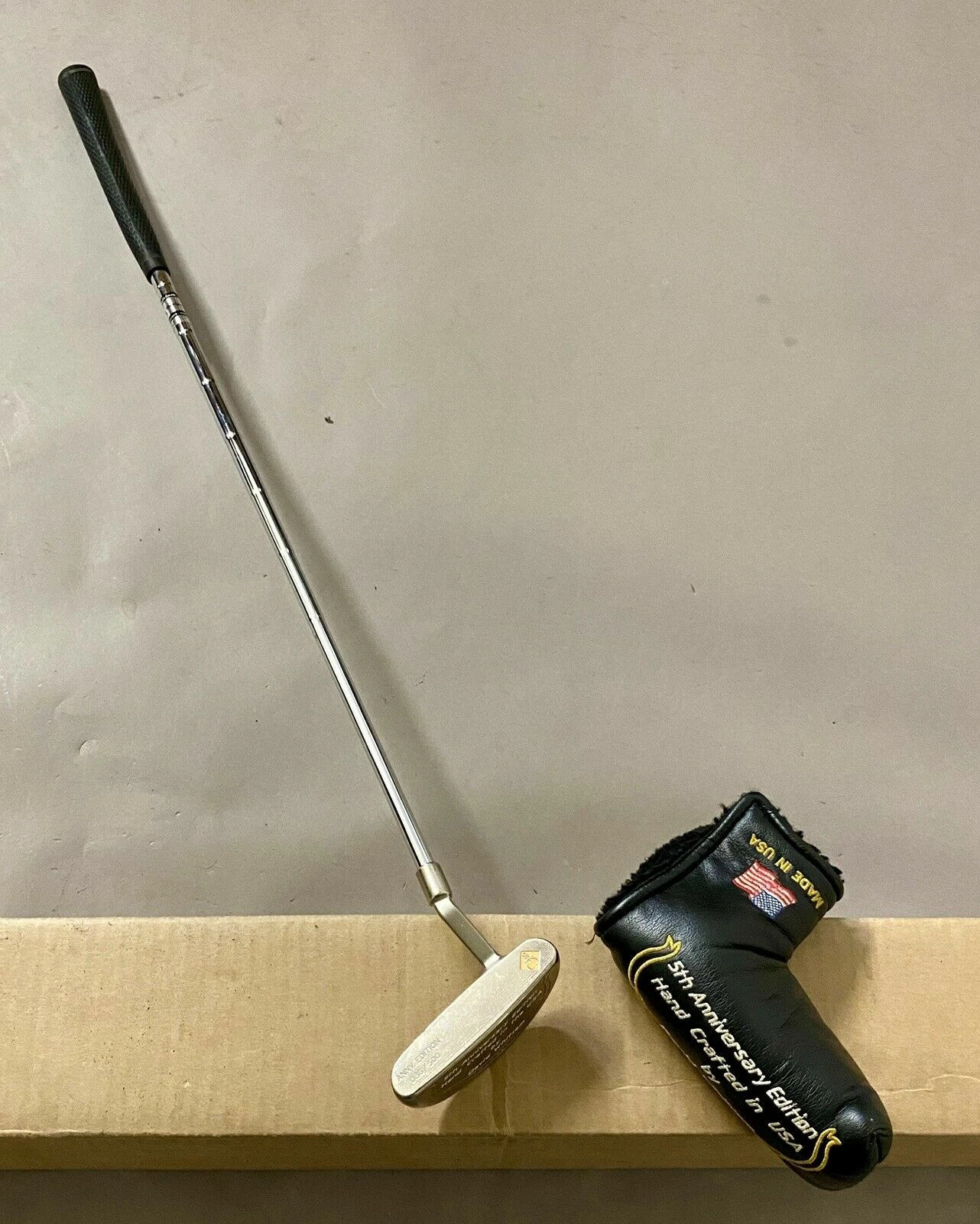David Whitlam Gauge Design 5th Anniversary Edition 86/500 32.5″ Putter Golf 13 David Whitlam Gauge Design 5th Anniversary Edition 86/500 32.5″ Putter Golf - Image 11