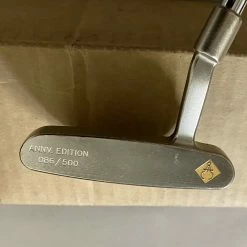 David Whitlam Gauge Design 5th Anniversary Edition 86/500 32.5″ Putter Golf 16 David Whitlam Gauge Design 5th Anniversary Edition 86/500 32.5″ Putter Golf -Callaway Club Shop David Whitlam Gauge Design 5th Anniversary Edition 86500 325 Putter Golf Club 193756272152 4