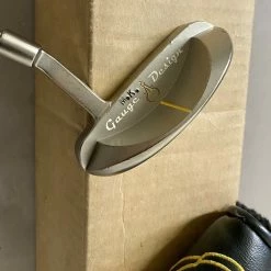 David Whitlam Gauge Design 5th Anniversary Edition 86/500 32.5″ Putter Golf 19 David Whitlam Gauge Design 5th Anniversary Edition 86/500 32.5″ Putter Golf -Callaway Club Shop David Whitlam Gauge Design 5th Anniversary Edition 86500 325 Putter Golf Club 193756272152 7