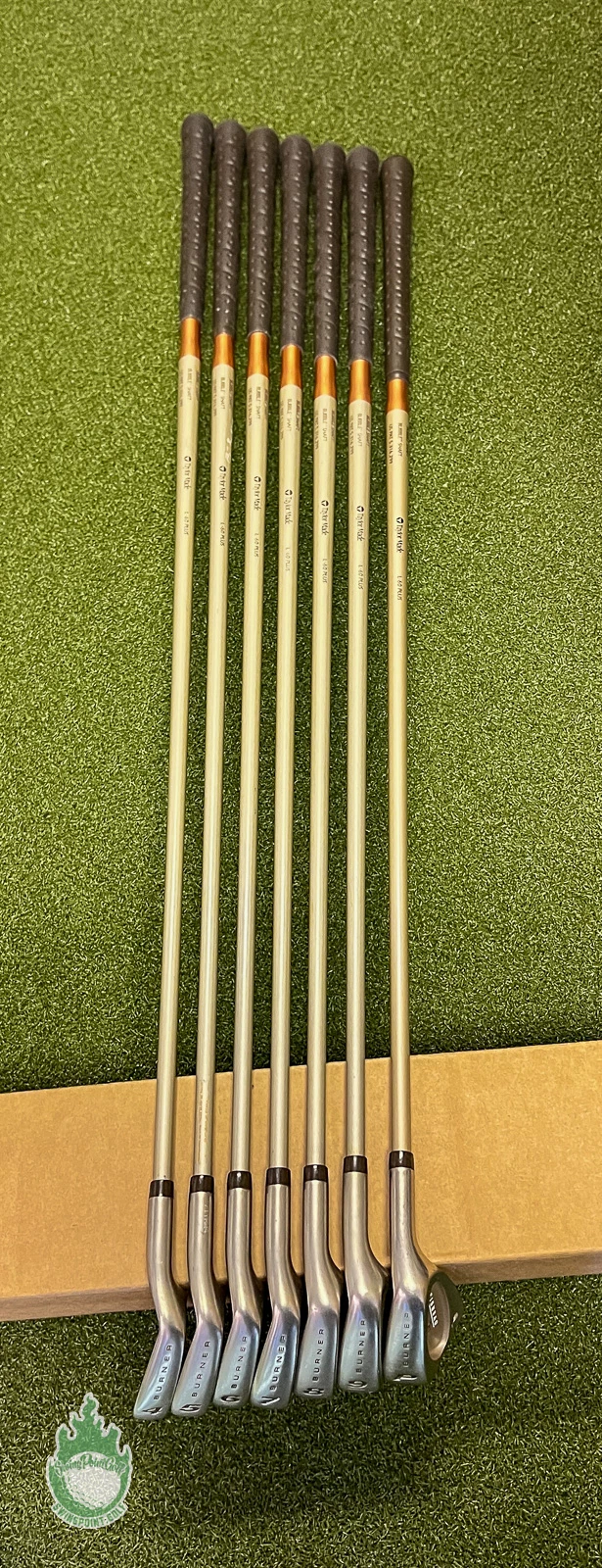 Used RH TaylorMade Burner Oversize Irons 4-PW 60g Ladies Graphite Golf Club Set 12 Used RH TaylorMade Burner Oversize Irons 4-PW 60g Ladies Graphite Golf Club Set - Image 10