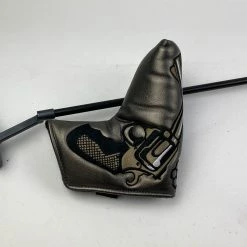 Used RH Carbon Putters Carbon Steel 45 Auto Bullet 34.5″ Putter Steel Golf Club 15 Used RH Carbon Putters Carbon Steel 45 Auto Bullet 34.5″ Putter Steel Golf Club -Callaway Club Shop IMG 1202 1