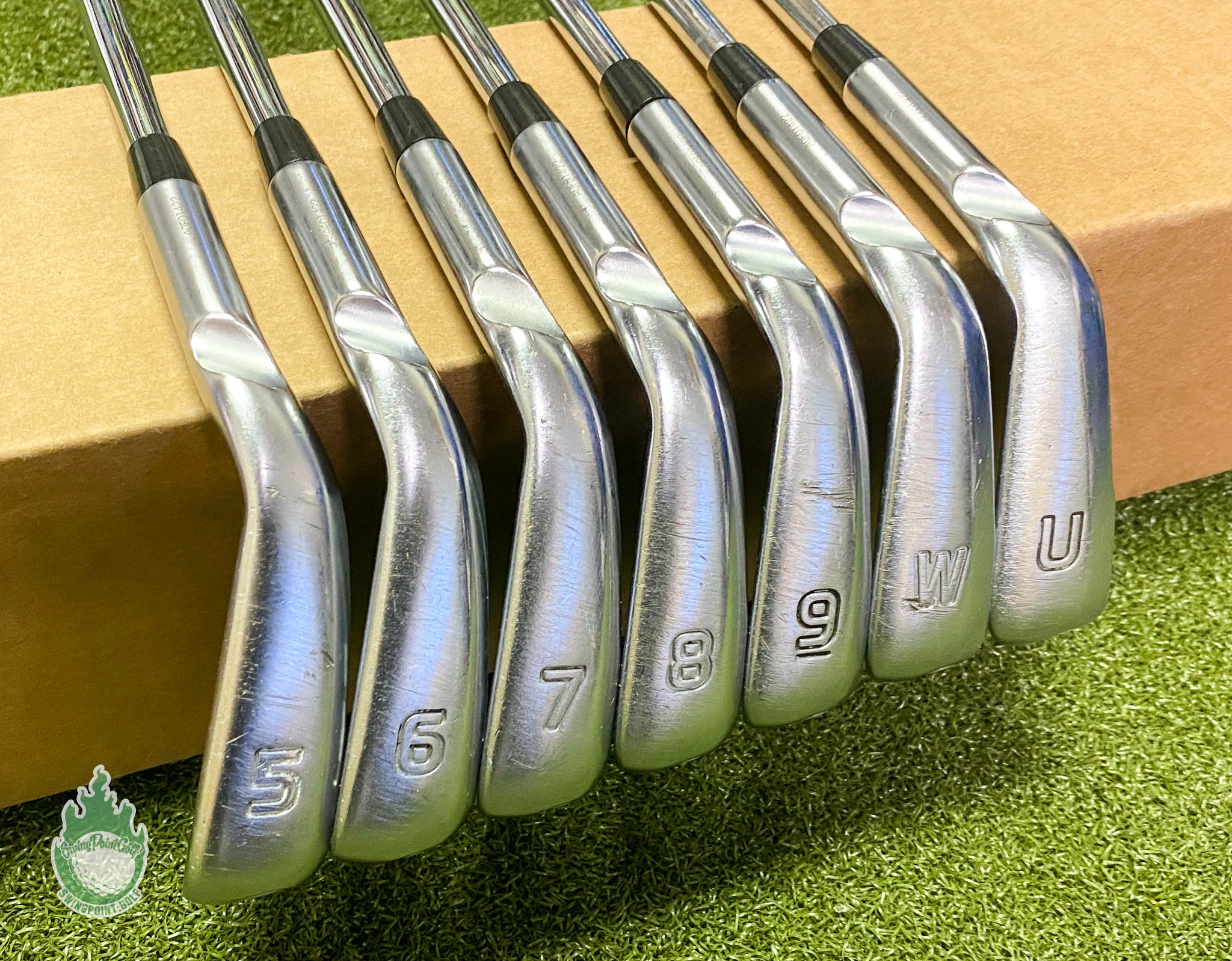 Used RH Ping Black Dot G410 Irons 5-PW/UW AWT 2.0 Regular Flex Steel Golf Set 6 Used RH Ping Black Dot G410 Irons 5-PW/UW AWT 2.0 Regular Flex Steel Golf Set - Image 4