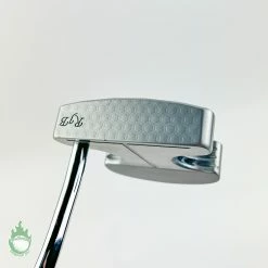 RH Bettinardi Xcelerator Baby Bee 33″ Milled Honey Comb Face Putter Steel Golf 23 RH Bettinardi Xcelerator Baby Bee 33″ Milled Honey Comb Face Putter Steel Golf -Callaway Club Shop IMG 1412