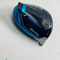 Tour Issued 2021 TaylorMade SIM 2 MAX Driver 10.5* HEAD ONLY Golf Club + Sign -Callaway Club Shop IMG 1535 1