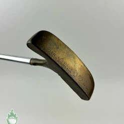 Used Right Handed Acushnet Bullseye Wide Flange 34R 34″ Steel Putter Golf Club 14 Used Right Handed Acushnet Bullseye Wide Flange 34R 34″ Steel Putter Golf Club -Callaway Club Shop IMG 2035 1