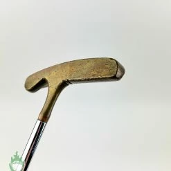 Used Right Handed Acushnet Bullseye Wide Flange 34R 34″ Steel Putter Golf Club 20 Used Right Handed Acushnet Bullseye Wide Flange 34R 34″ Steel Putter Golf Club -Callaway Club Shop IMG 2039 1