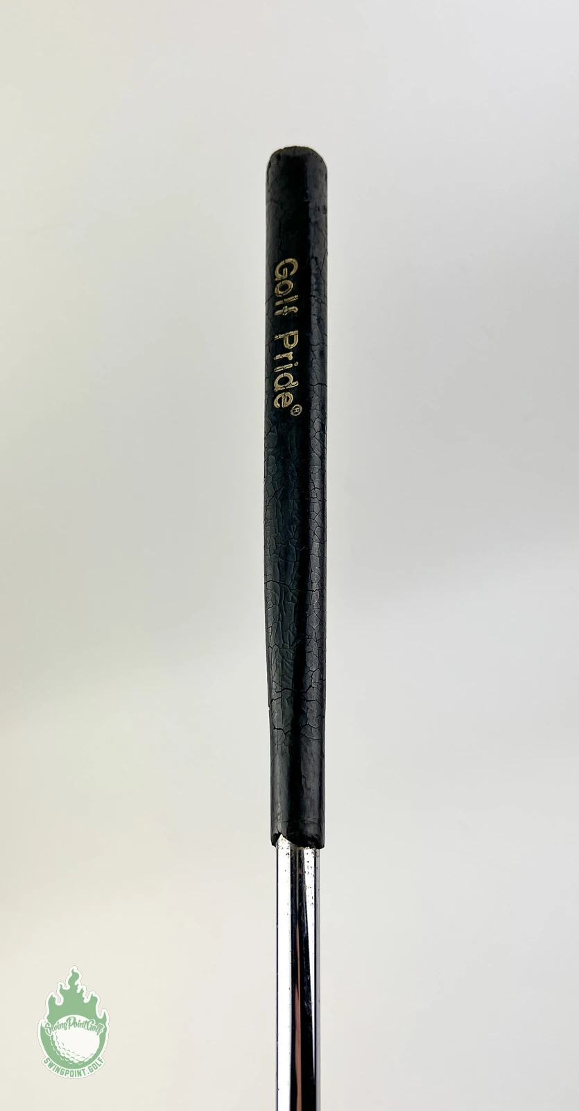 Used Right Handed Acushnet Bullseye Wide Flange 34R 34″ Steel Putter Golf Club 6 Used Right Handed Acushnet Bullseye Wide Flange 34R 34″ Steel Putter Golf Club - Image 4