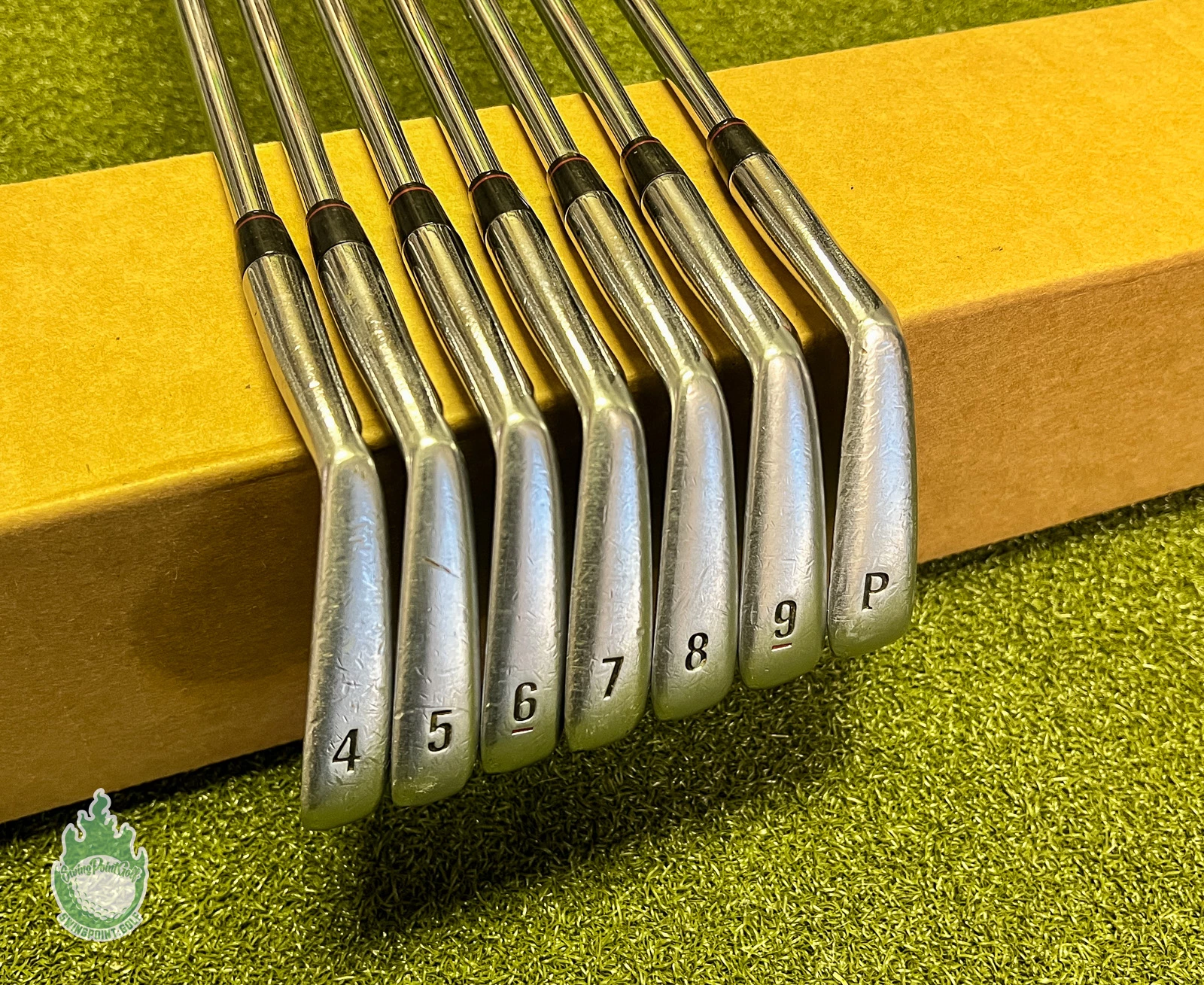 Used Nike Victory Red Tiger Woods Forged Irons 4-PW S300 Stiff Steel Golf Set 4 Used Nike Victory Red Tiger Woods Forged Irons 4-PW S300 Stiff Steel Golf Set - Image 2