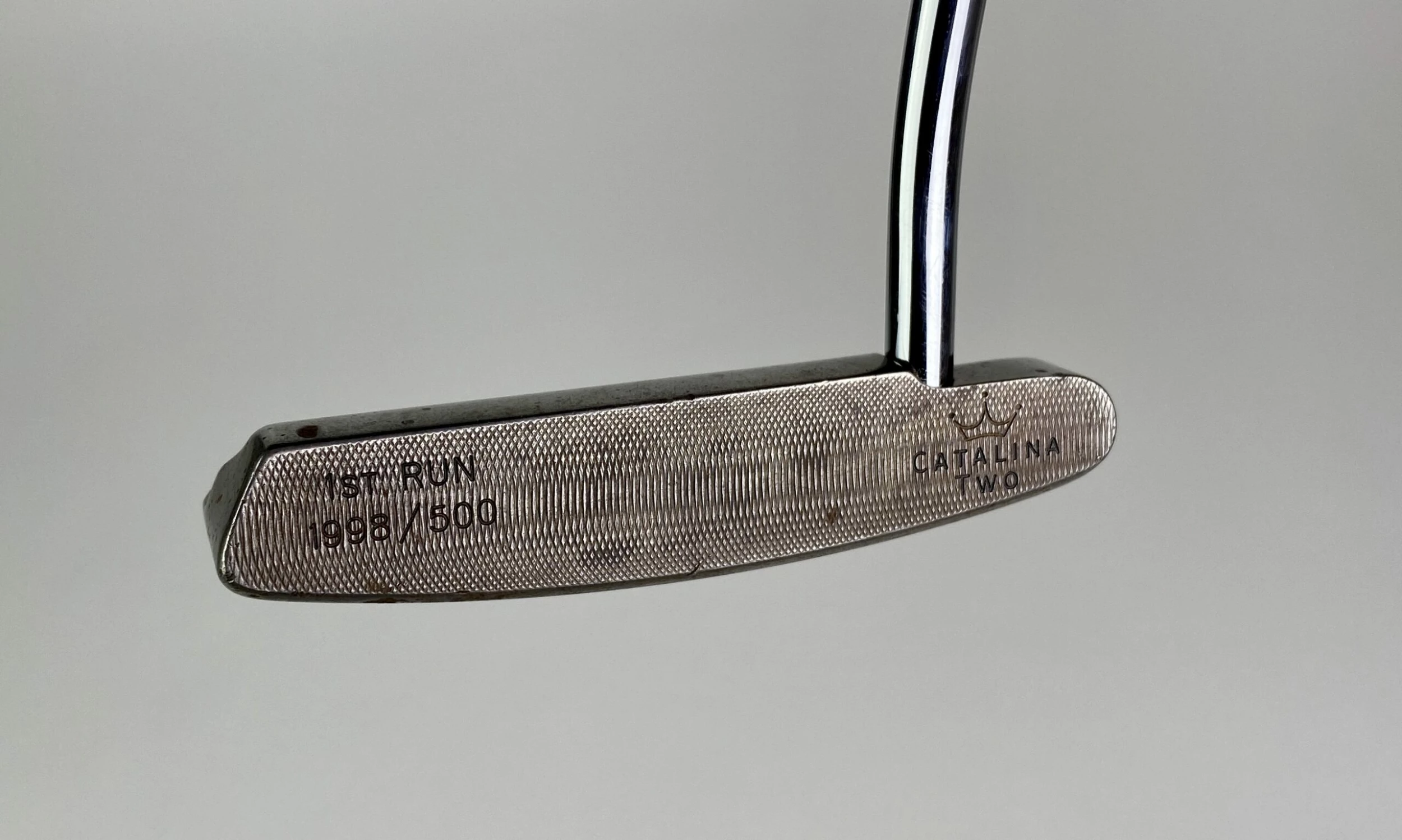 Titleist Scotty Cameron The Art Of Putting Catalina Two 1998/500 35″ Putter 8 Titleist Scotty Cameron The Art Of Putting Catalina Two 1998/500 35″ Putter - Image 6