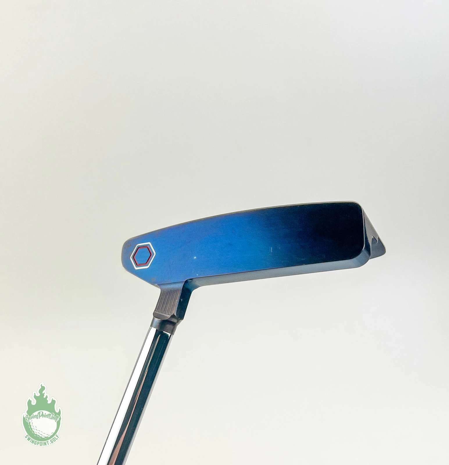 Used RH Bettinardi Queen B #8 Slant Soft Carbon 35″ Putter Steel Golf Club 7 Used RH Bettinardi Queen B #8 Slant Soft Carbon 35″ Putter Steel Golf Club - Image 5