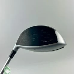 Used RH 2018 TaylorMade M4 Driver 9.5* White Tie 55g Regular Graphite Golf Club 21 Used RH 2018 TaylorMade M4 Driver 9.5* White Tie 55g Regular Graphite Golf Club -Callaway Club Shop IMG 5397