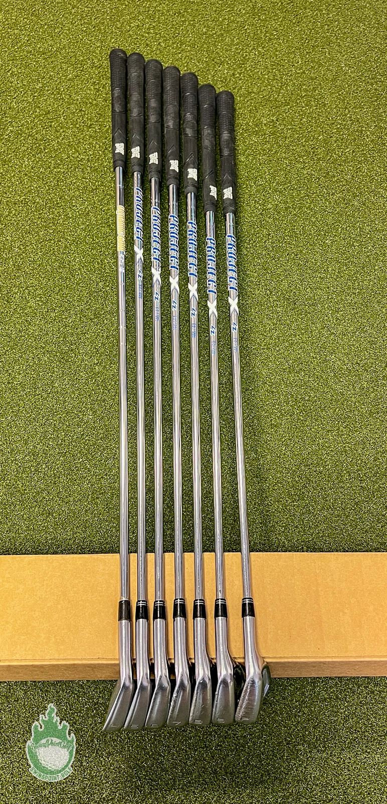 Used TaylorMade P-770 Forged Irons 4-PW Project X LZ 6.0 Stiff Steel Golf Club 12 Used TaylorMade P-770 Forged Irons 4-PW Project X LZ 6.0 Stiff Steel Golf Club - Image 10