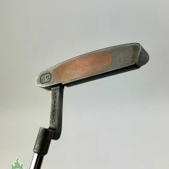 Custom Used RH Scotty Cameron TeI3 Teryllium Newport 35″ Putter Steel Golf Club 20 Custom Used RH Scotty Cameron TeI3 Teryllium Newport 35″ Putter Steel Golf Club -Callaway Club Shop IMG 6518 1