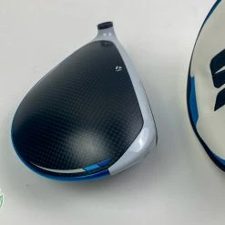 Tour Issued RH 2021 TaylorMade SIM 2 MAX Driver 8* HEAD ONLY Golf Club + Sign -Callaway Club Shop IMG 6553