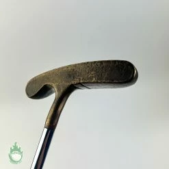 Used Right Handed Acushnet Bullseye Mallet 34″ Golf Putter Bullet Grip 21 Used Right Handed Acushnet Bullseye Mallet 34″ Golf Putter Bullet Grip -Callaway Club Shop IMG 6688 1