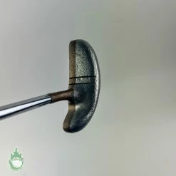 Used Right Handed Acushnet Bullseye Mallet 34″ Golf Putter Bullet Grip 17 Used Right Handed Acushnet Bullseye Mallet 34″ Golf Putter Bullet Grip -Callaway Club Shop IMG 6692