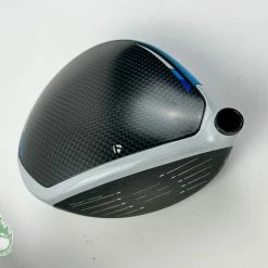 Used Tour Issued 2021 TaylorMade SIM 2 Driver 10.5* HEAD ONLY Golf Club + Sign 18 Used Tour Issued 2021 TaylorMade SIM 2 Driver 10.5* HEAD ONLY Golf Club + Sign -Callaway Club Shop IMG 7027