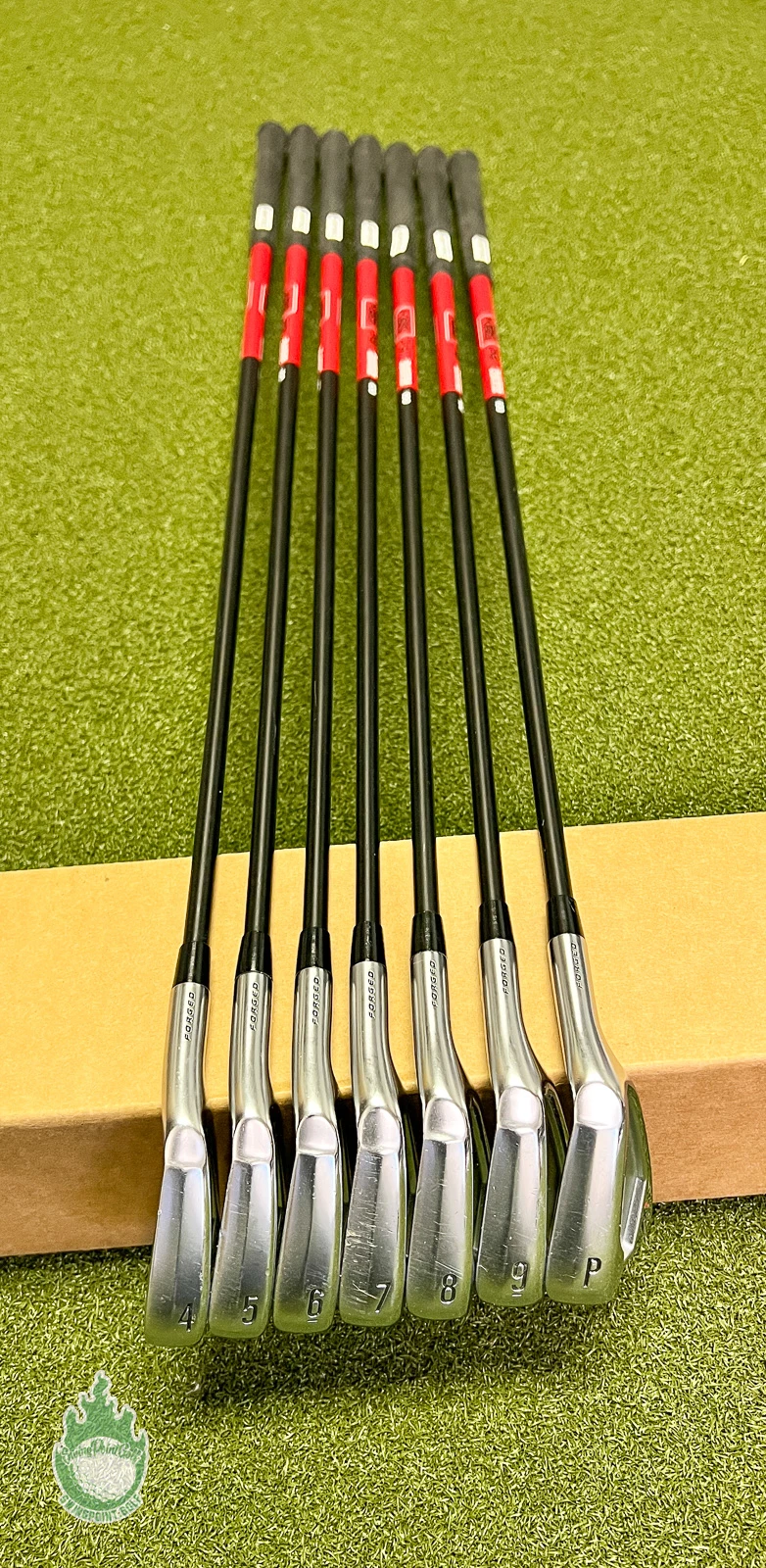 Used RH Srixon ZX7 Forged Irons 4-PW PGI 100 Stiff Flex Graphite Golf Club Set 5 Used RH Srixon ZX7 Forged Irons 4-PW PGI 100 Stiff Flex Graphite Golf Club Set - Image 3