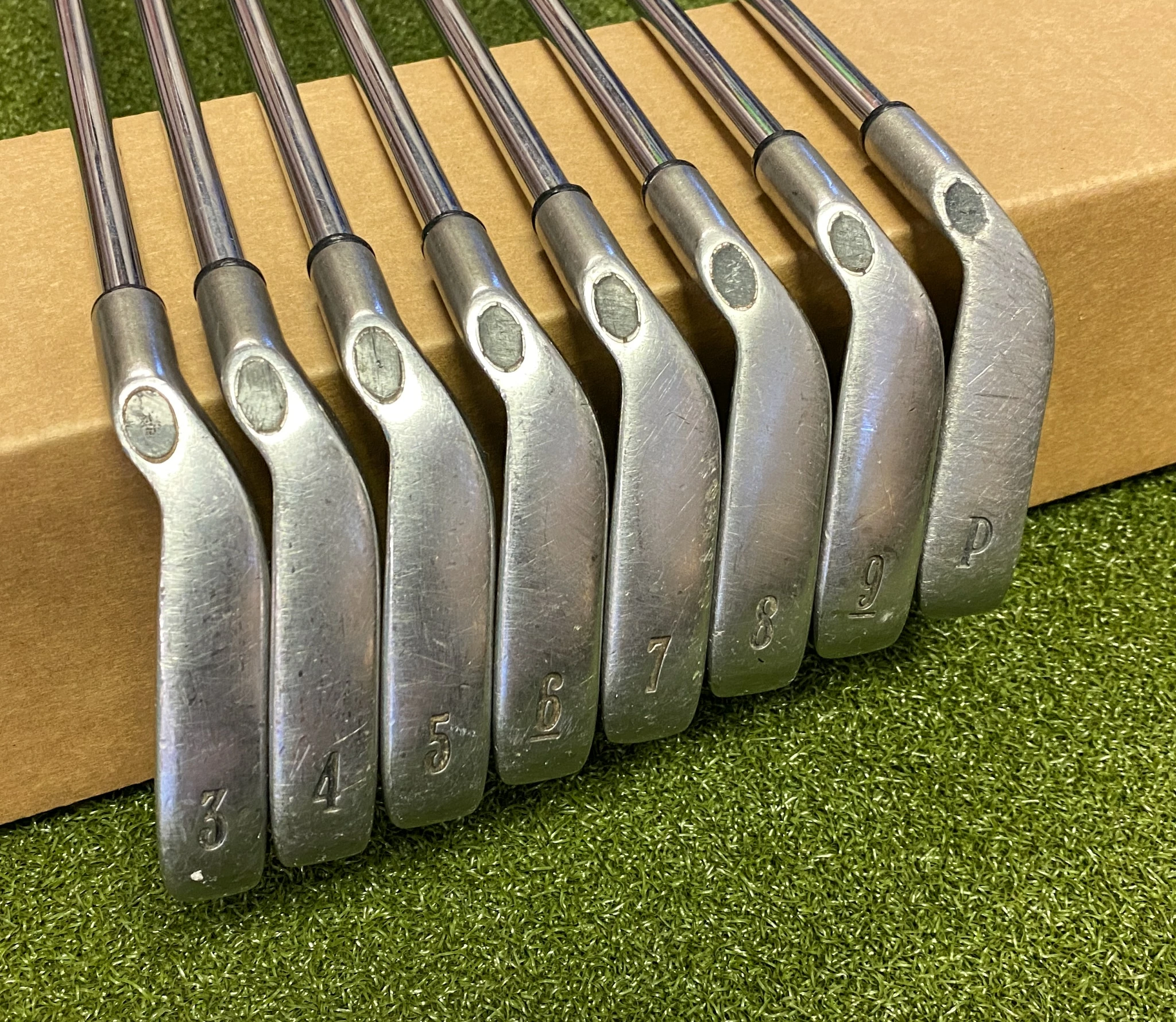 RH Callaway Big Bertha X-12 Irons 3-PW Memphis “10” ’98 Uniflex Steel Golf Set 4 RH Callaway Big Bertha X-12 Irons 3-PW Memphis “10” ’98 Uniflex Steel Golf Set - Image 2