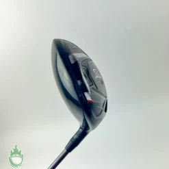 Used RH Titleist 913 D2 Driver 10.5* Grafalloy Regular Flex Graphite Golf Club 23 Used RH Titleist 913 D2 Driver 10.5* Grafalloy Regular Flex Graphite Golf Club -Callaway Club Shop IMG 7567
