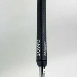 New RH Mizuno M Craft OMOI 01 White Satin Forged 35″ Putter Steel Golf Club 17 New RH Mizuno M Craft OMOI 01 White Satin Forged 35″ Putter Steel Golf Club -Callaway Club Shop IMG 7695 1