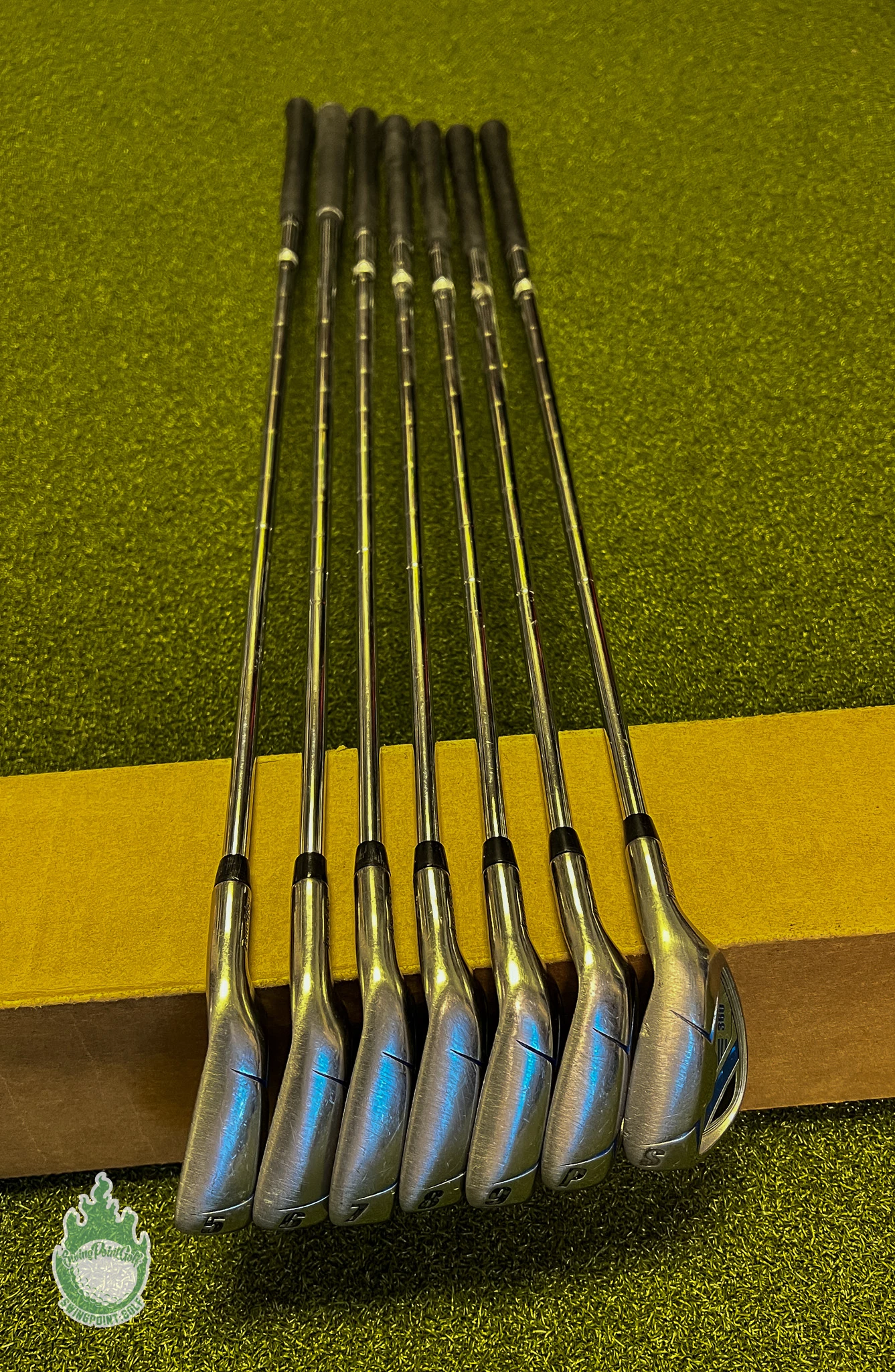 Used Right Handed Tour Edge Bazooka 360 Irons 5-PW/SW Uniflex Steel Golf Set 6 Used Right Handed Tour Edge Bazooka 360 Irons 5-PW/SW Uniflex Steel Golf Set - Image 4