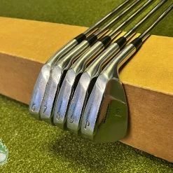 Used Bridgestone J33 CB/MB Forged Irons 6-PW R300 Regular Flex Steel Golf Set