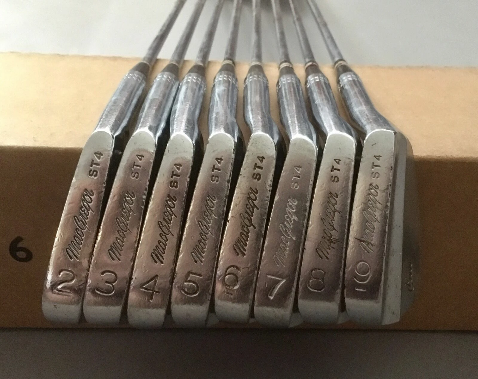 MacGregor Louise Suggs ST4 CF400 Irons 2-9 Soft Flex #4 Ladies Steel Golf Set 4 MacGregor Louise Suggs ST4 CF400 Irons 2-9 Soft Flex #4 Ladies Steel Golf Set - Image 2