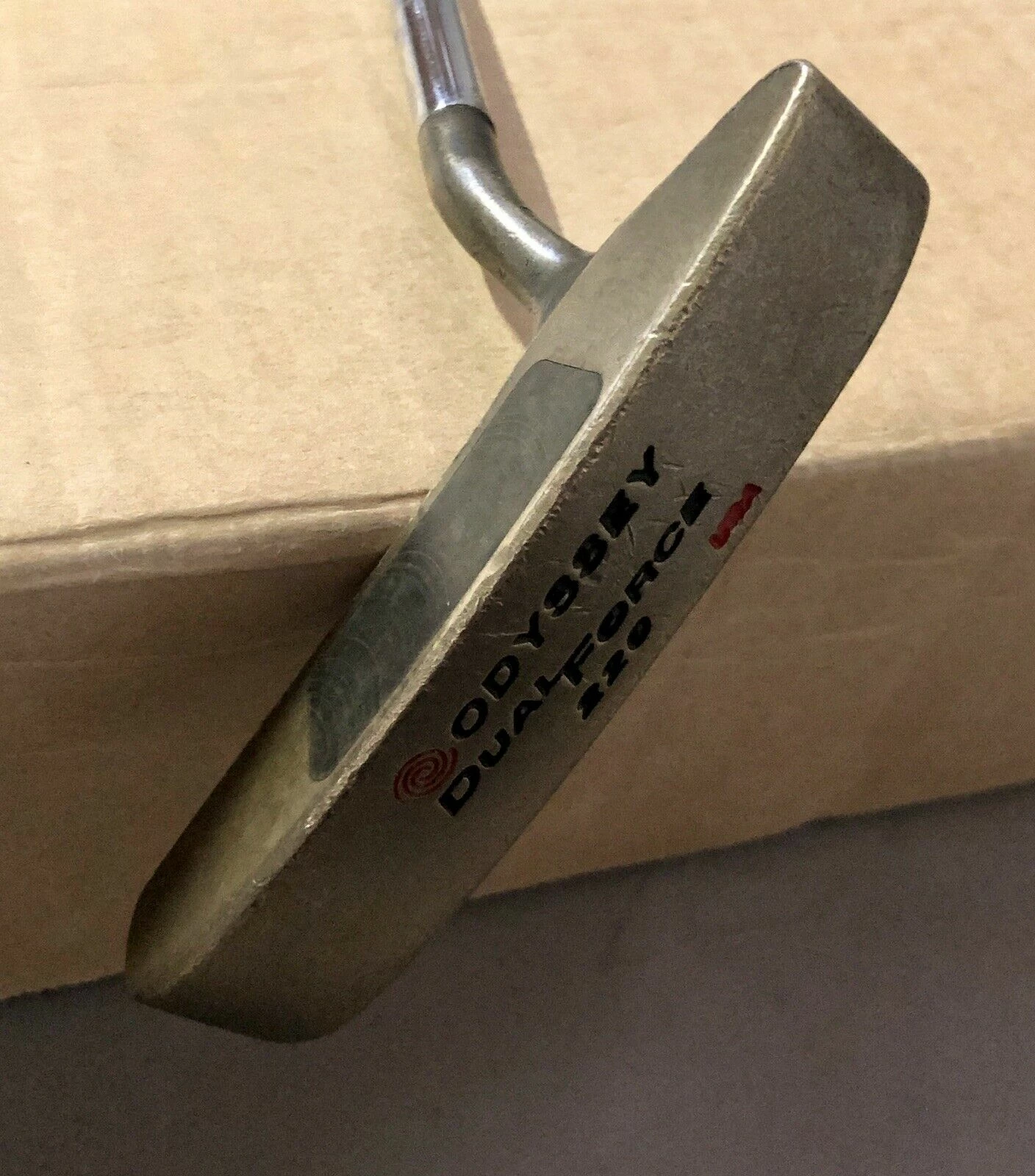 Used Right Handed Odyssey Dual Force 220 34″ Brass Putter Golf Club 4 Used Right Handed Odyssey Dual Force 220 34″ Brass Putter Golf Club - Image 2